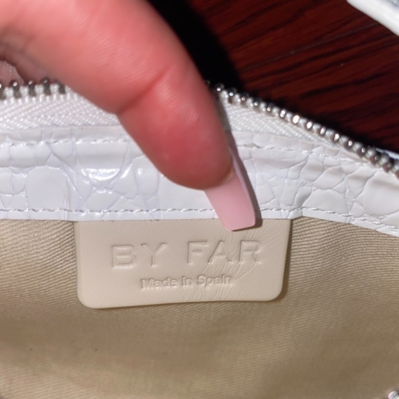 BYFAR - Picture 3 of 4